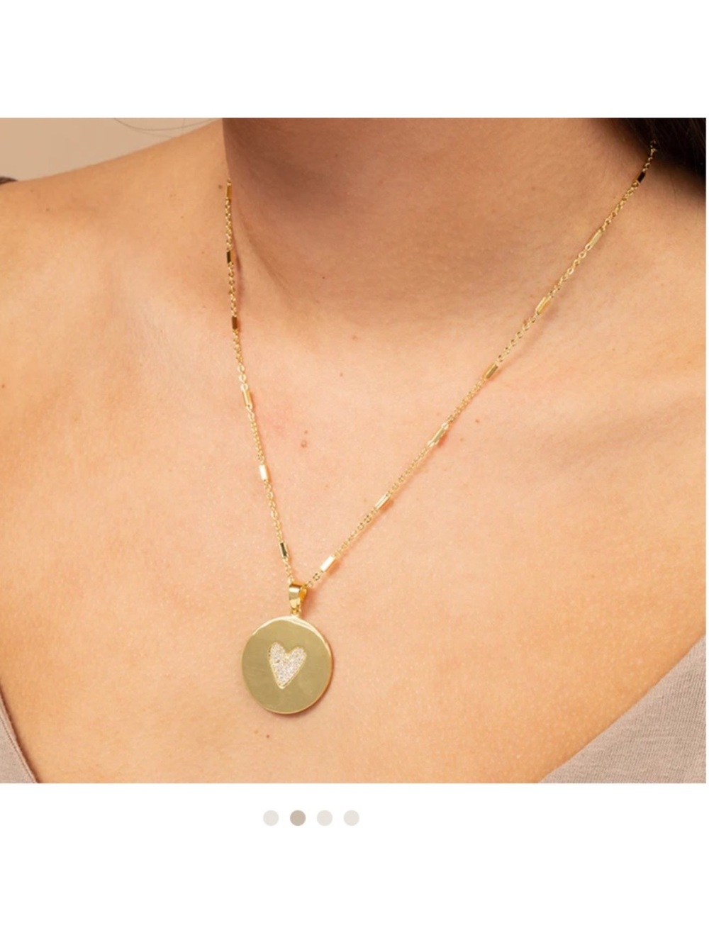 NWT- UNCOMMON JAMES Gold Heart Pendant Necklace